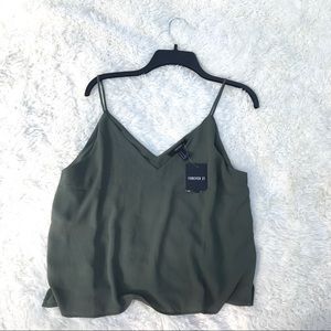 🍂Forever 21 flowy Cropped Army Green Tank 💚